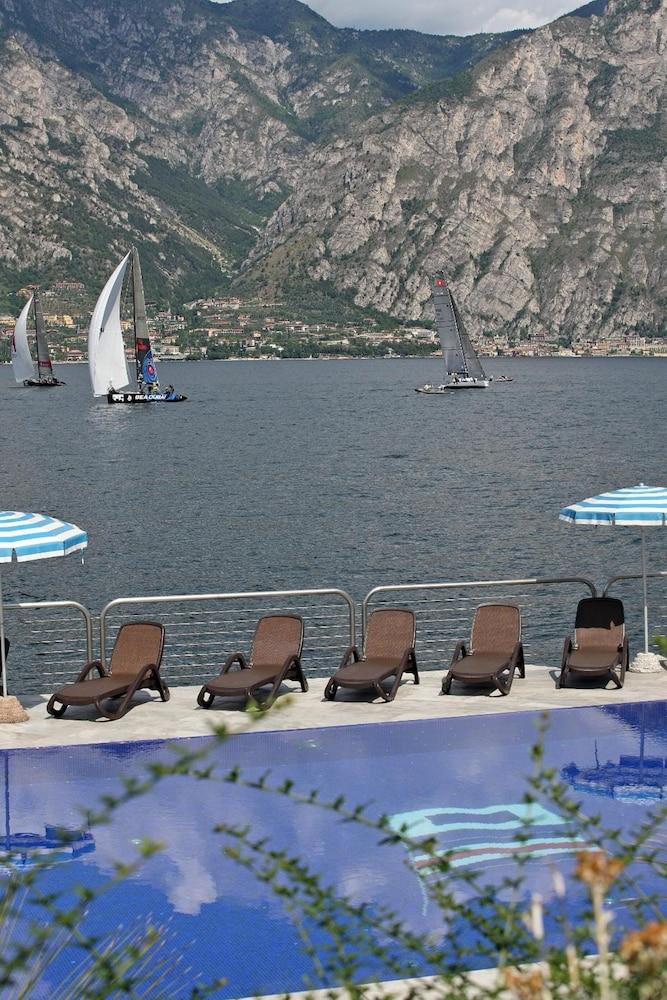 Hotel Sailing Center Malcesine Kültér fotó